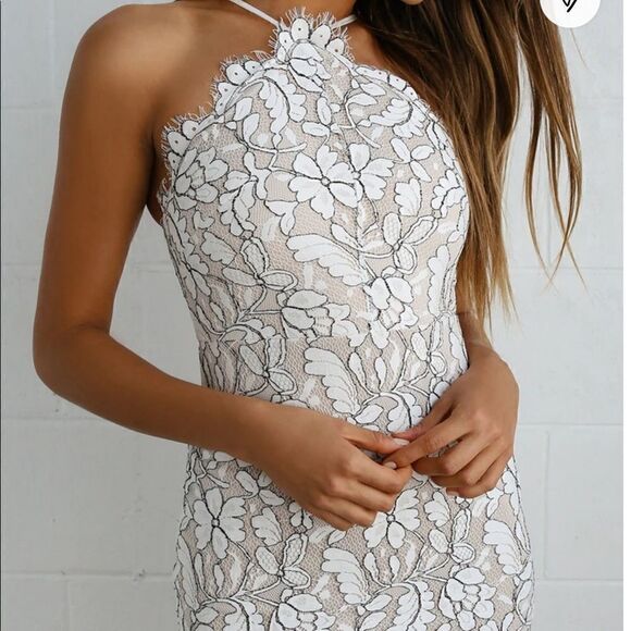 Lulu’s Delicate Darling Beige and Ivory Lace Bodycon Dress size XS - Picture 8 of 15